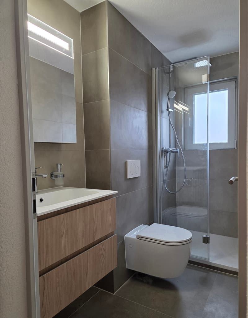 Charmantes 3.5-Zimmer-Wohnung mit Panoramablick in Sonceboz-Sombeval (3)