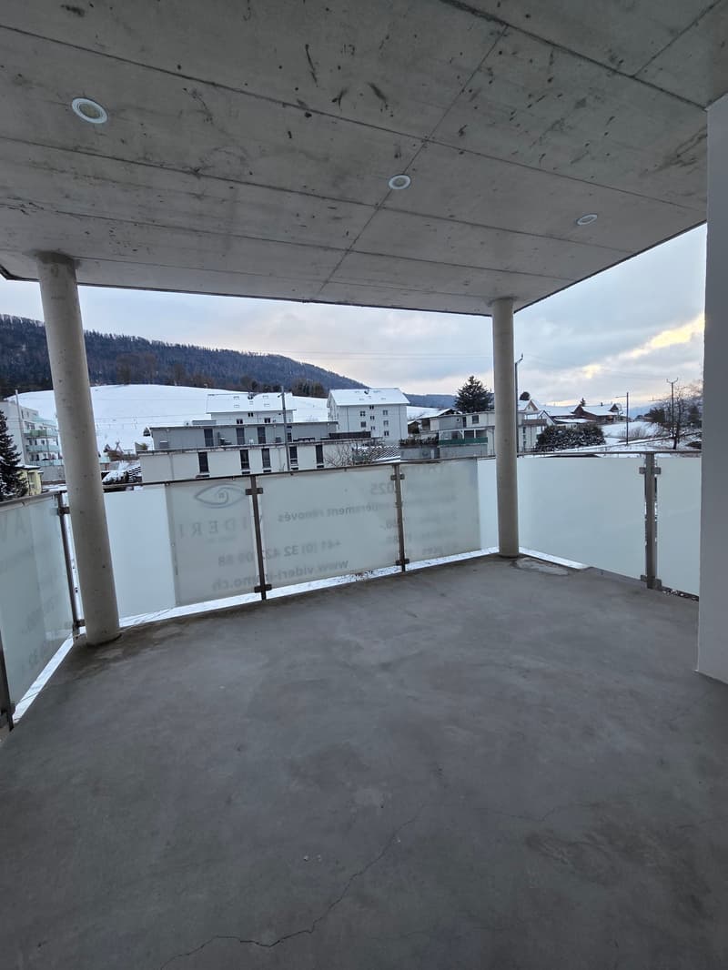 2.5-room apartment with panoramic views of the mountains (7)