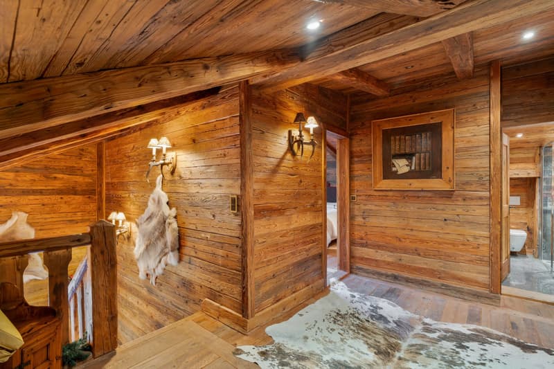 Chalet eccezionale a pochi passi dal campo da golf di Crans-Montana (10)