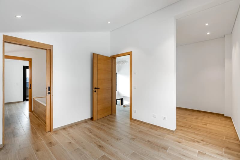 Eleganza contemporanea a Lens con un panorama montuoso spettacolare (12)