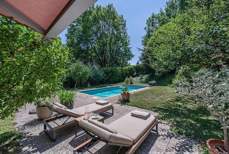 Architettura singolare e vista panoramica sul Lago di Ginevra. (13)