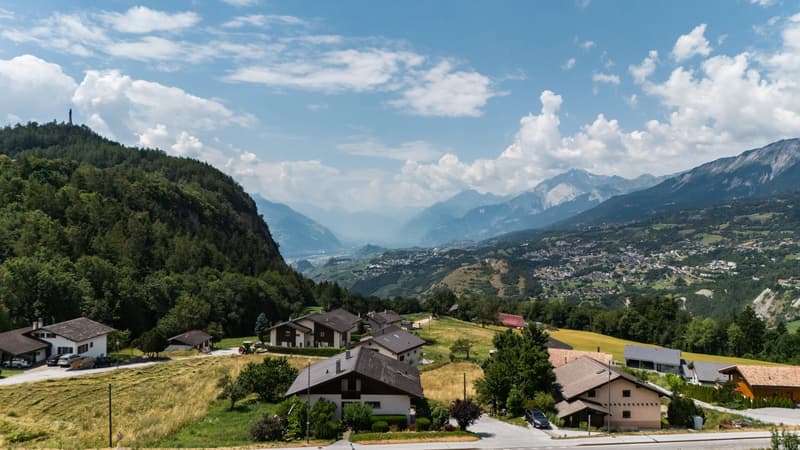Chalet a Lens con vista mozzafiato sulla valle (2)