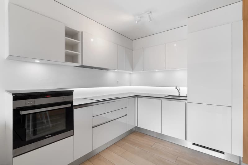 Appartamento elegante di 3,5 locali con balcone nel cuore di Nendaz (4)