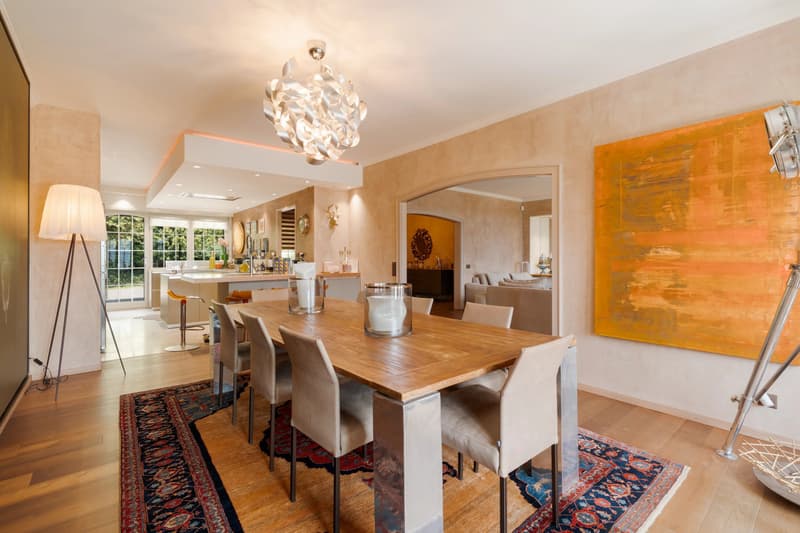 Exceptional Semi-Detached Villa with Panoramic Views of Lake Geneva and the Alps in Vevey (4)