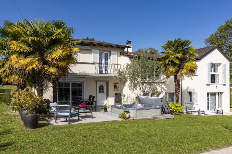 Charming villa in Lonay (1)