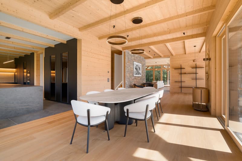 Chalet contemporain de 570 m2 à Crans-Montana (2)