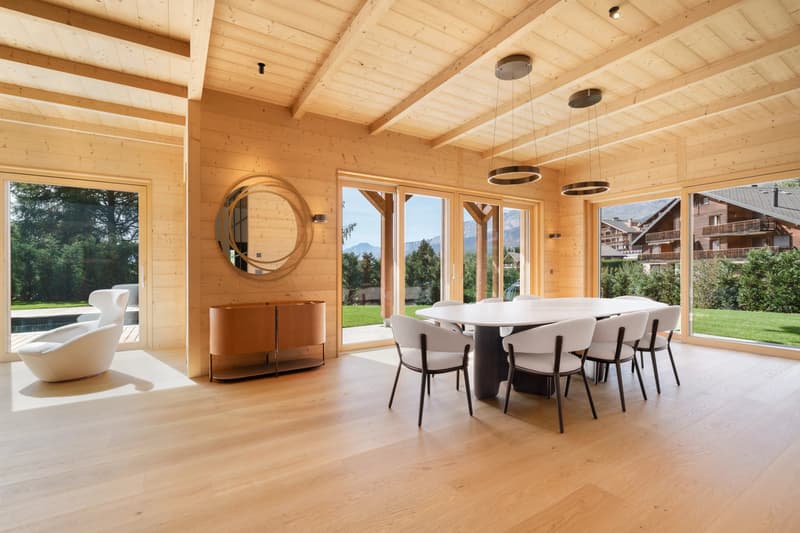 Chalet contemporain de 570 m2 à Crans-Montana (3)