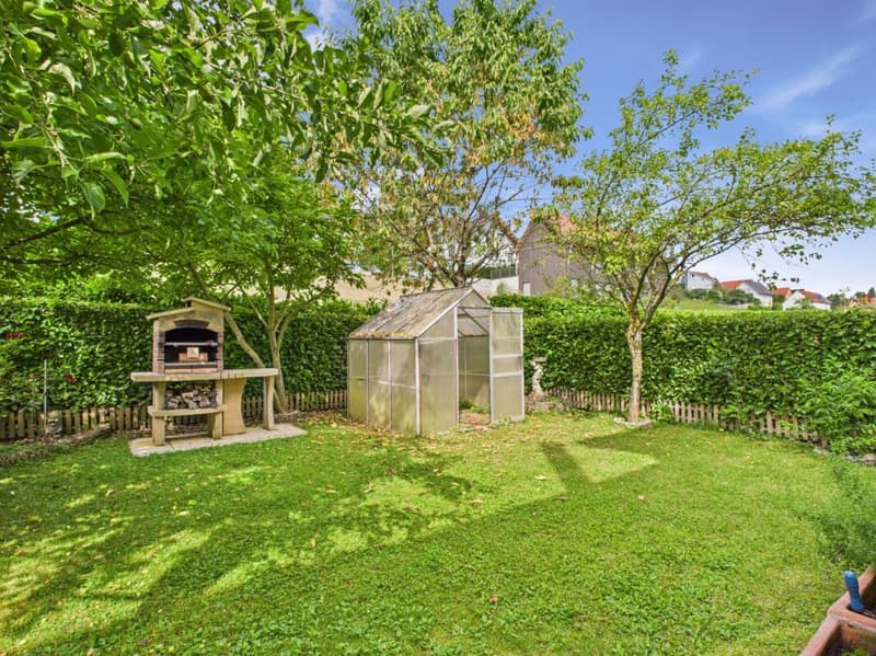 Casa a schiera Minergie familiare a Thürnen - con giardino e molto spazio (6)