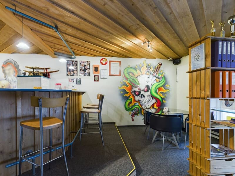 Espace commercial avec sauna et espace extérieur - idéal pour des concepts créatifs (4)