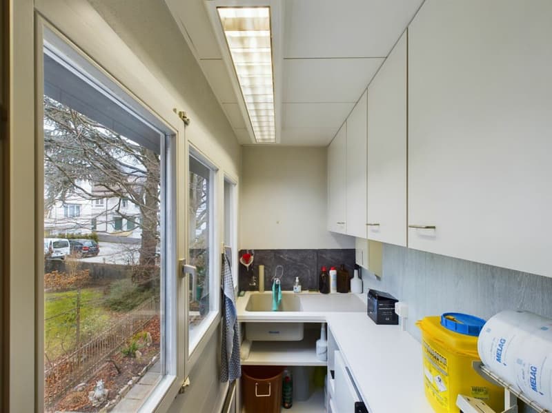 Espace commercial avec sauna et espace extérieur - idéal pour des concepts créatifs (11)