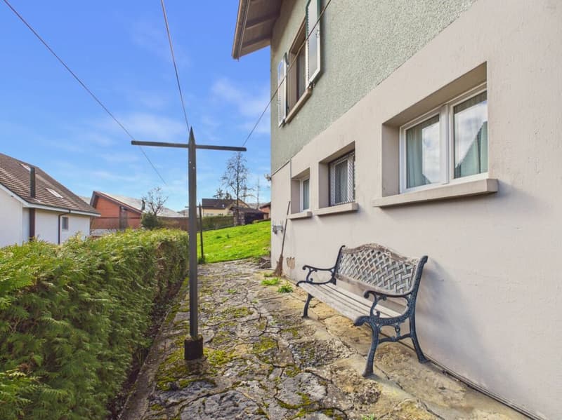 Casa unifamiliare affascinante con grande potenziale in una buona posizione RISERVATO! (14)