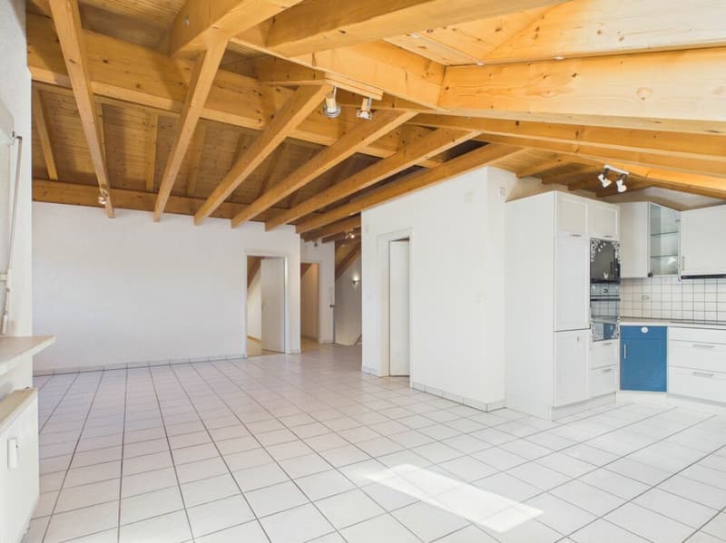 Charming 2.5-room apartment with a great view (2)