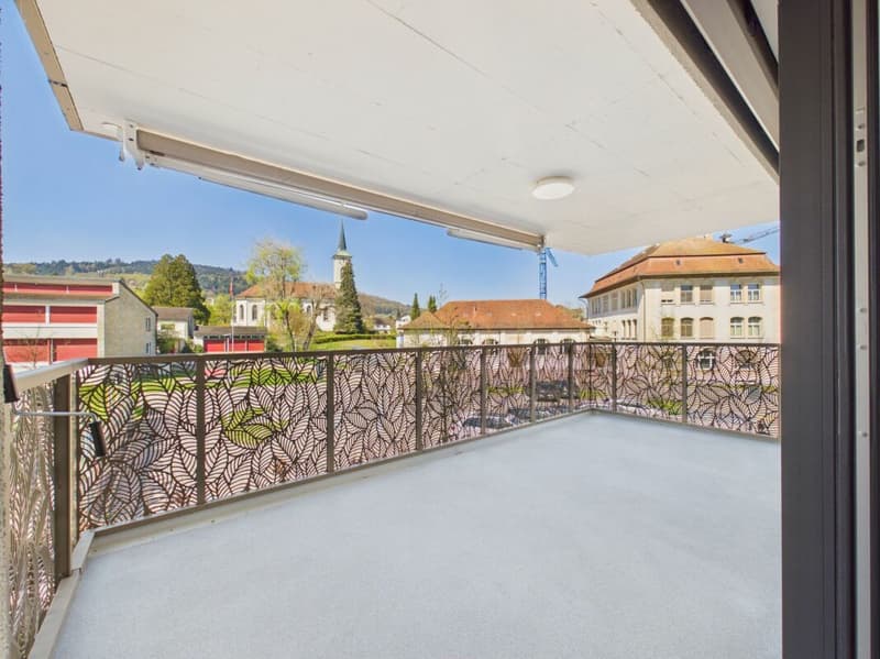 Spacious 4.5-room apartment with balcony and garage in Menziken (10)