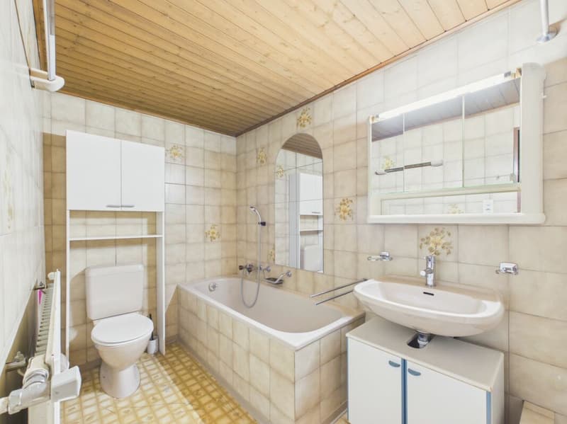 Spacious 5-room apartment in a quiet location in Ederswiler (12)