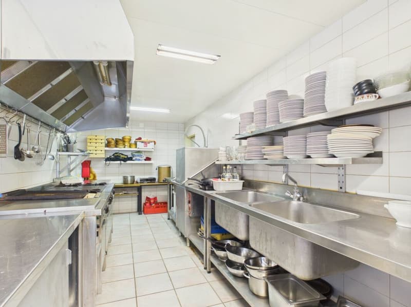 Ristorante spazioso a Ederswiler in affitto (13)