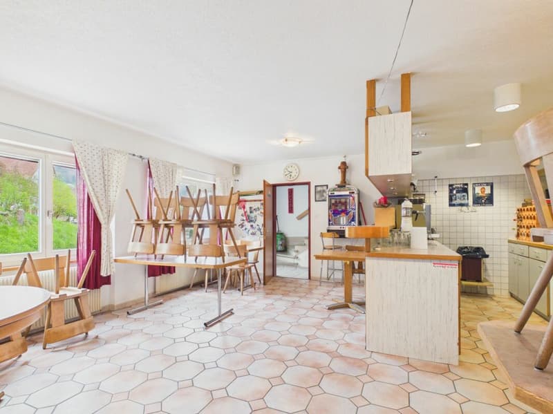 Ristorante spazioso a Ederswiler in affitto (3)