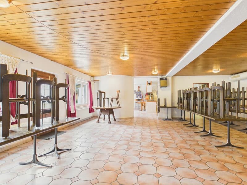 Ristorante spazioso a Ederswiler in affitto (10)