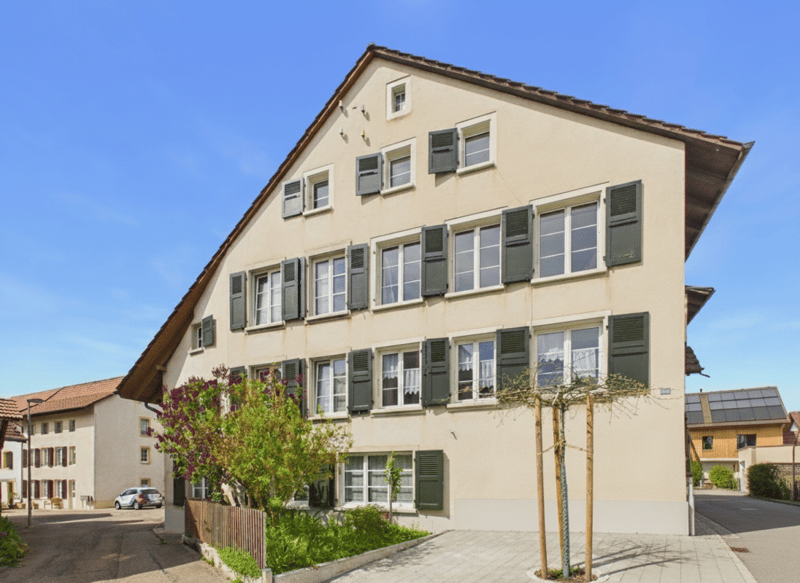 Charming farmhouse in the village center (1)