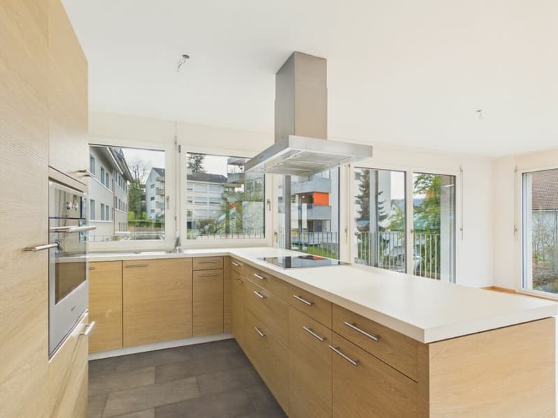 Appartement moderne, lumineux 3.5 pièces avec 2 balcons (4)