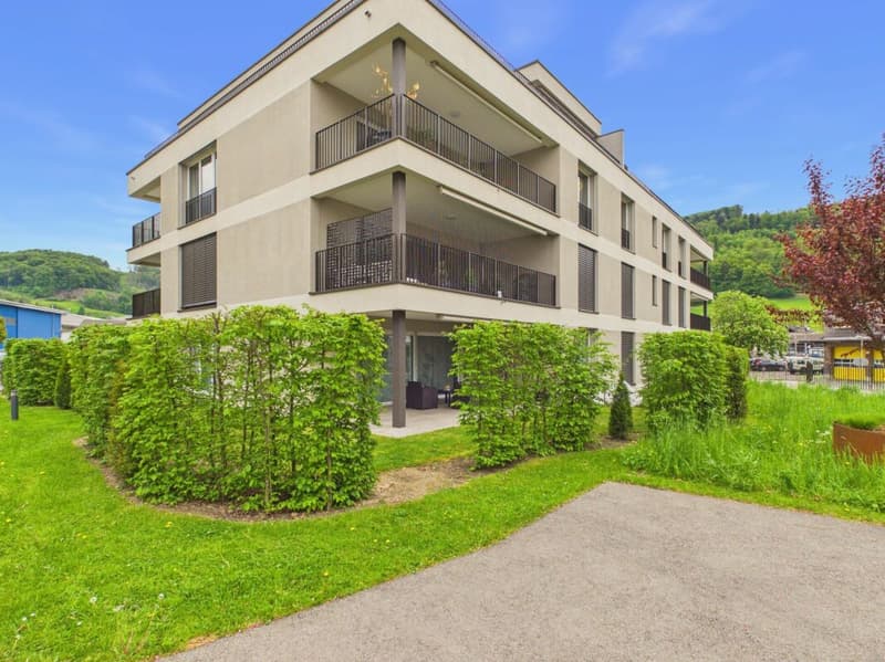 Modern garden apartment in Läufelfingen - Living with style and comfort (1)