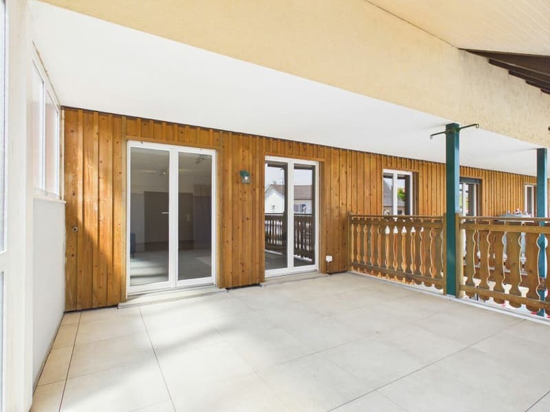 Spacious and Quiet Apartment with Balcony in Alle (12)