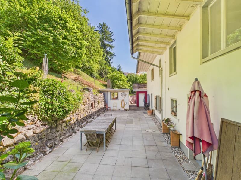 Grande maison de ferme avec beaucoup de potentiel (3)