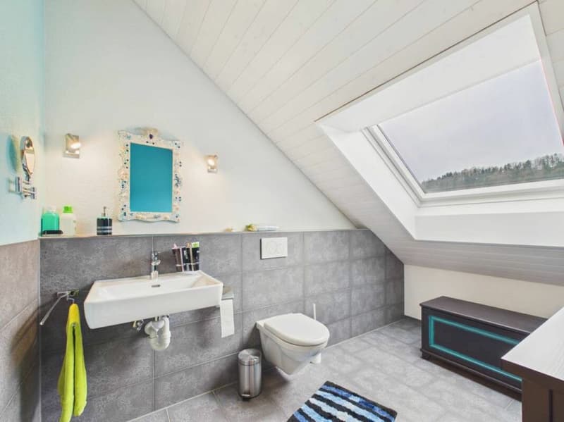 Spacious and bright with a view of the green (22)