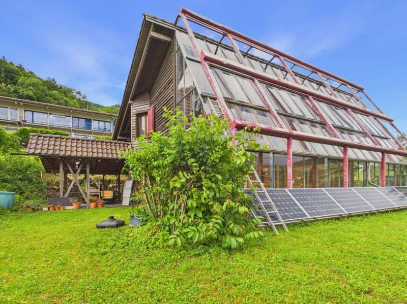 Mehrgenerationenhaus mit viel Umschwung und wunderschönem Ausblick (1)