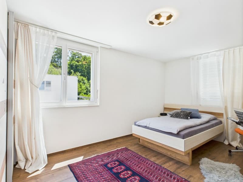 Modernes Einfamilienhaus an guter Lage (11)