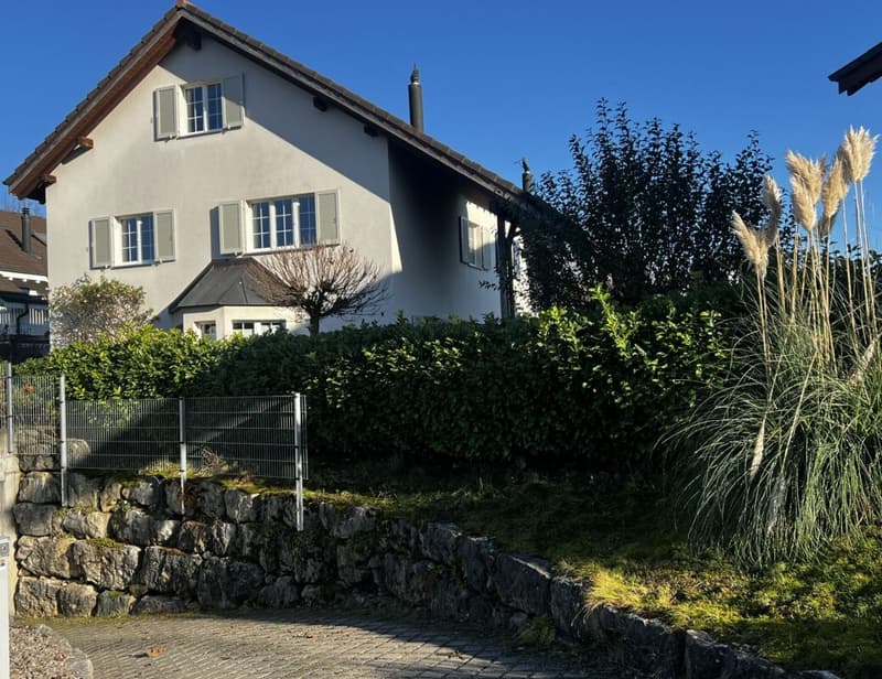 Spacious family house with garden and unobstructable view in Magden (7)