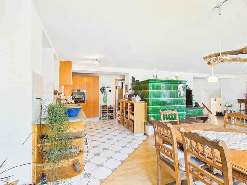 Bright 4.5-room garden apartment with garden seating area (16)