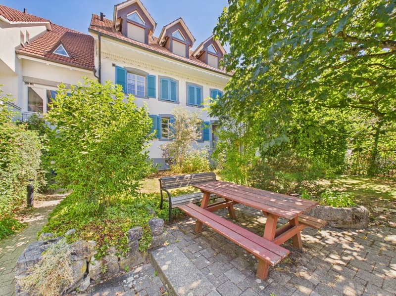 Bright 4.5-room garden apartment with garden seating area (23)