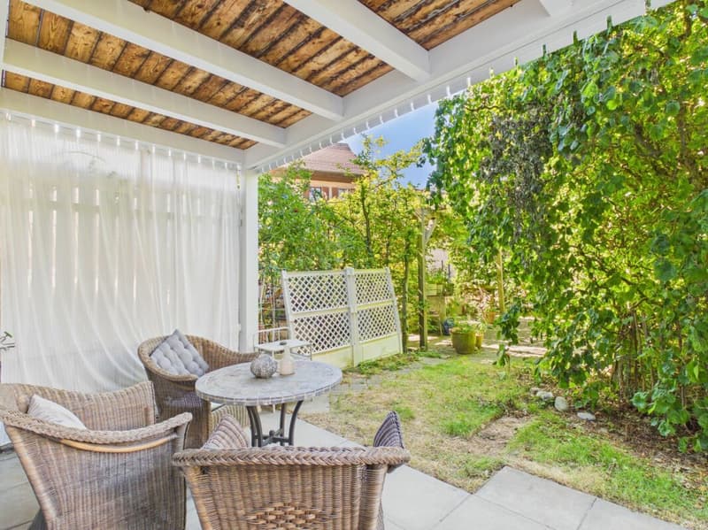 Bright 4.5-room garden apartment with garden seating area (5)