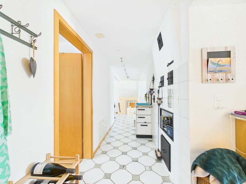 Bright 4.5-room garden apartment with garden seating area (15)