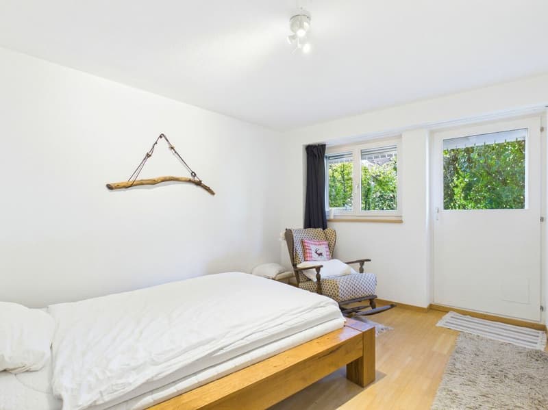 Bright 4.5-room garden apartment with garden seating area (9)