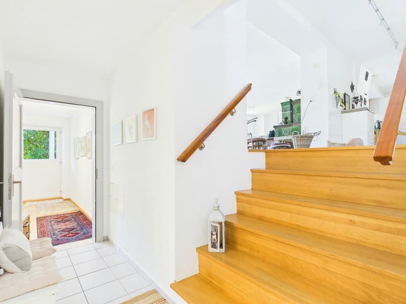 Bright 4.5-room garden apartment with garden seating area (3)