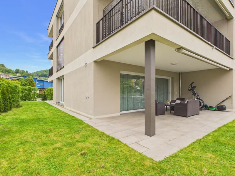 Grosszügige und helle Wohnung mit Garten (13)