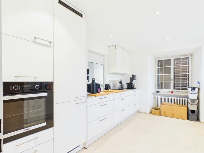 Maisonette spacieuse de 5,5 pièces avec 177 m² et deux balcons (3)