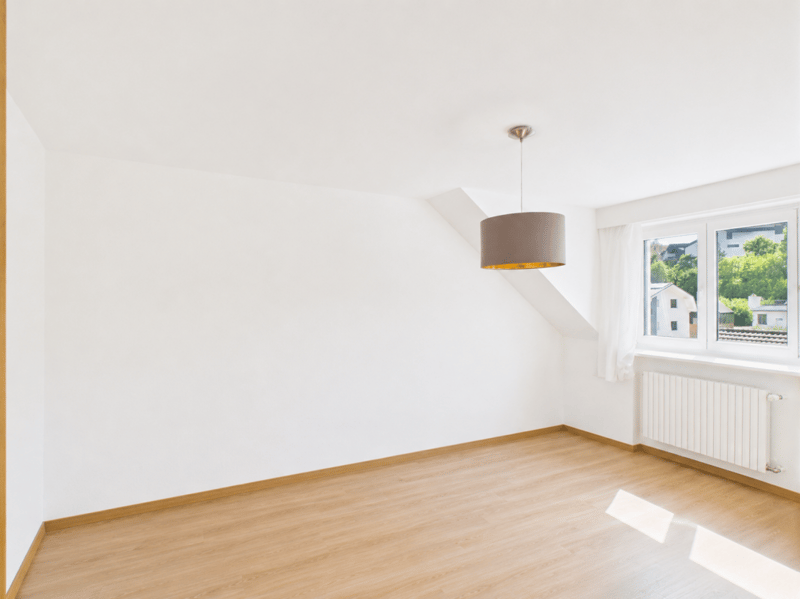 Spacious attic apartment in prime location in Frenkendorf (8)