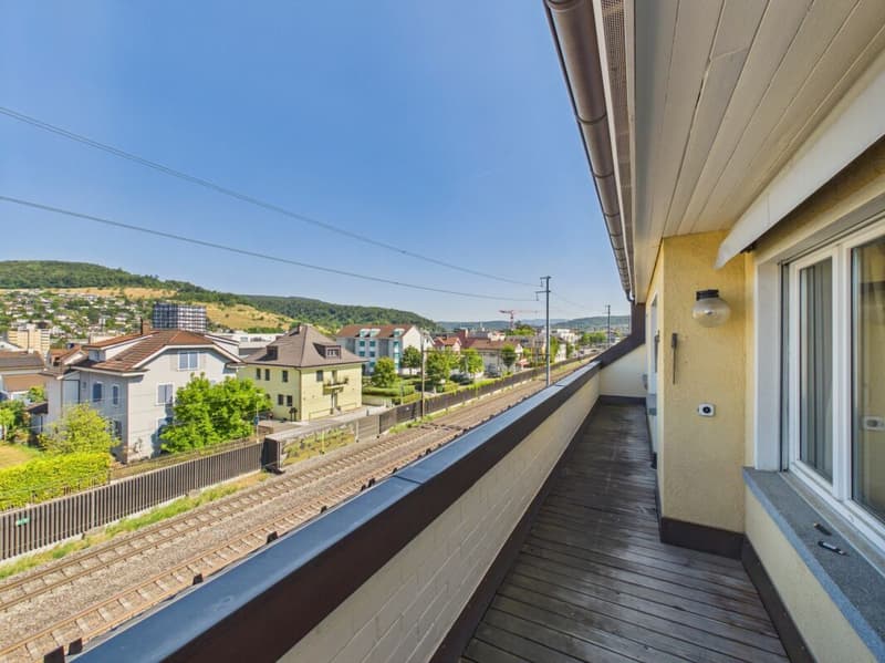 Spacious attic apartment in prime location in Frenkendorf (12)