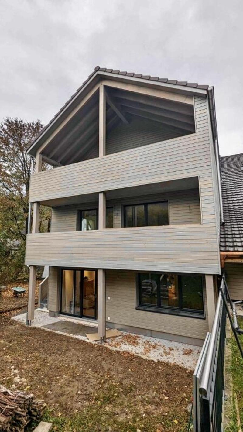Modernes Studio mit grosszügigem Balkon (6)
