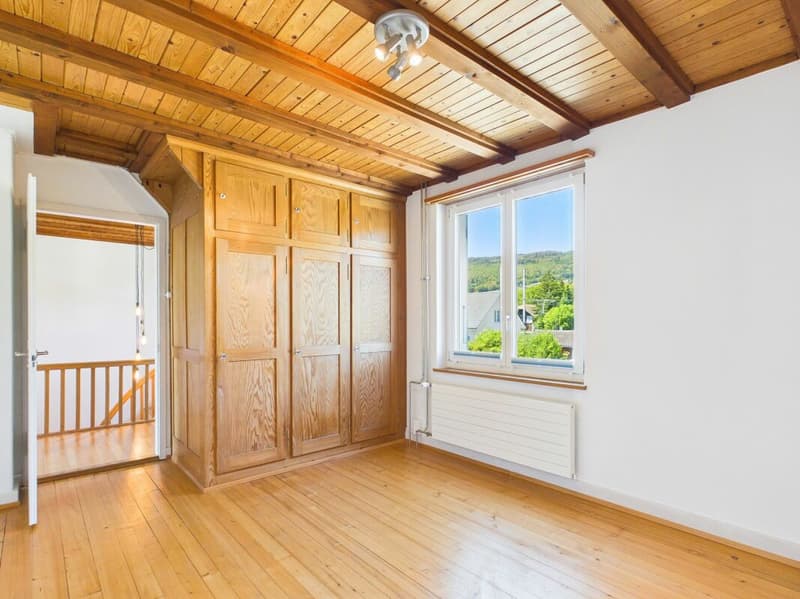 Charming single-family house with large garden and converted attic (13)