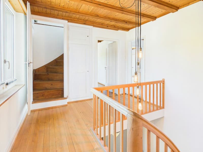 Charming single-family house with large garden and converted attic (12)