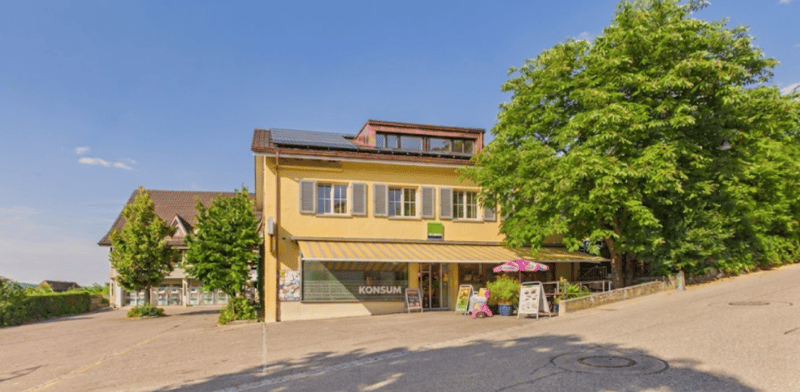 Very spacious, bright, freshly renovated attic apartment (15)