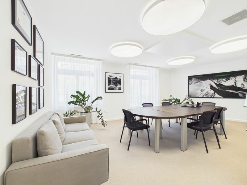 Büro/ Sitzungszimmer