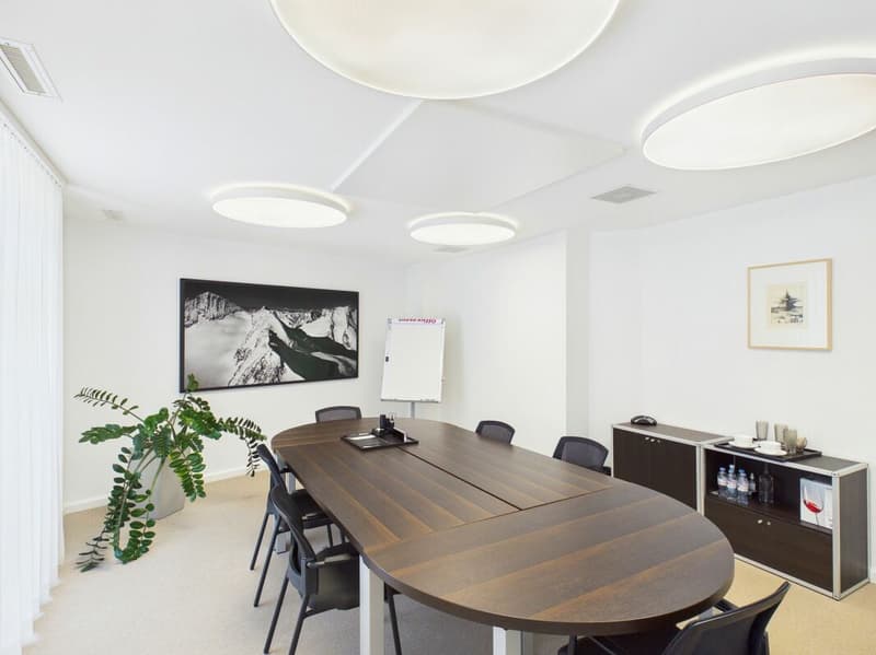 Büro/ Sitzungszimmer