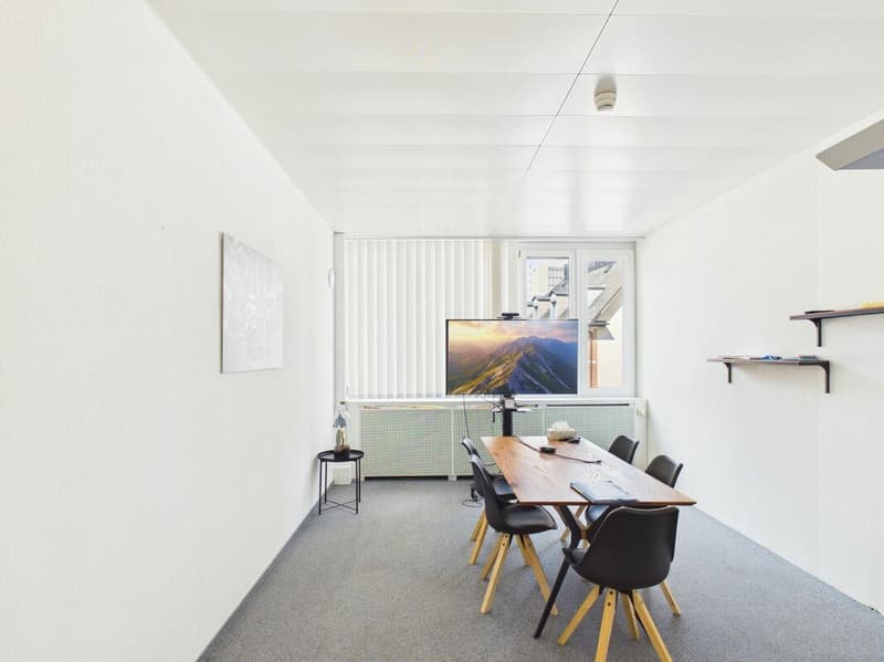 Geräumige Büroräume zu vermieten: 120 m² (18)