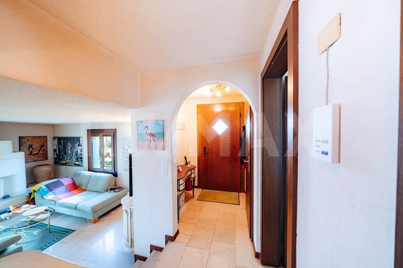 Family-friendly semi-detached house with garden in quiet central location (8)