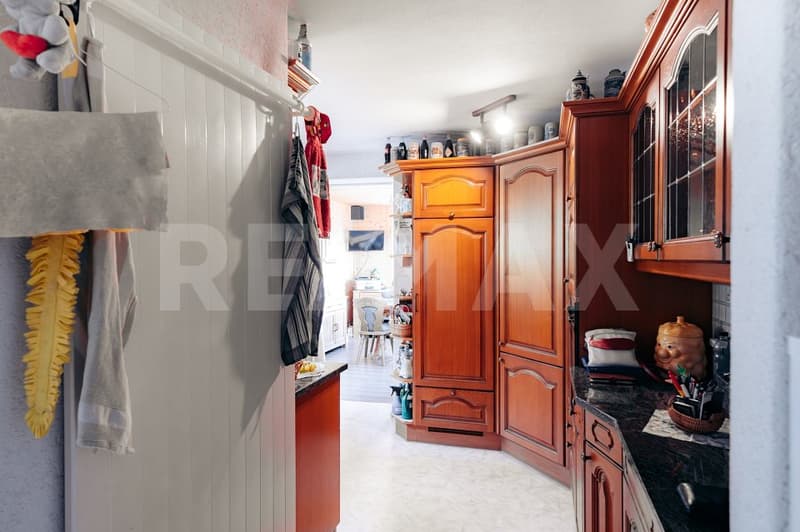 Detached single-family house with spacious plot for sale with 10-year right of residence (9)