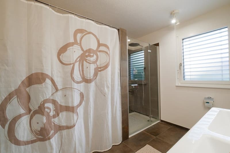 Bad OG1 Dusche - Badewanne